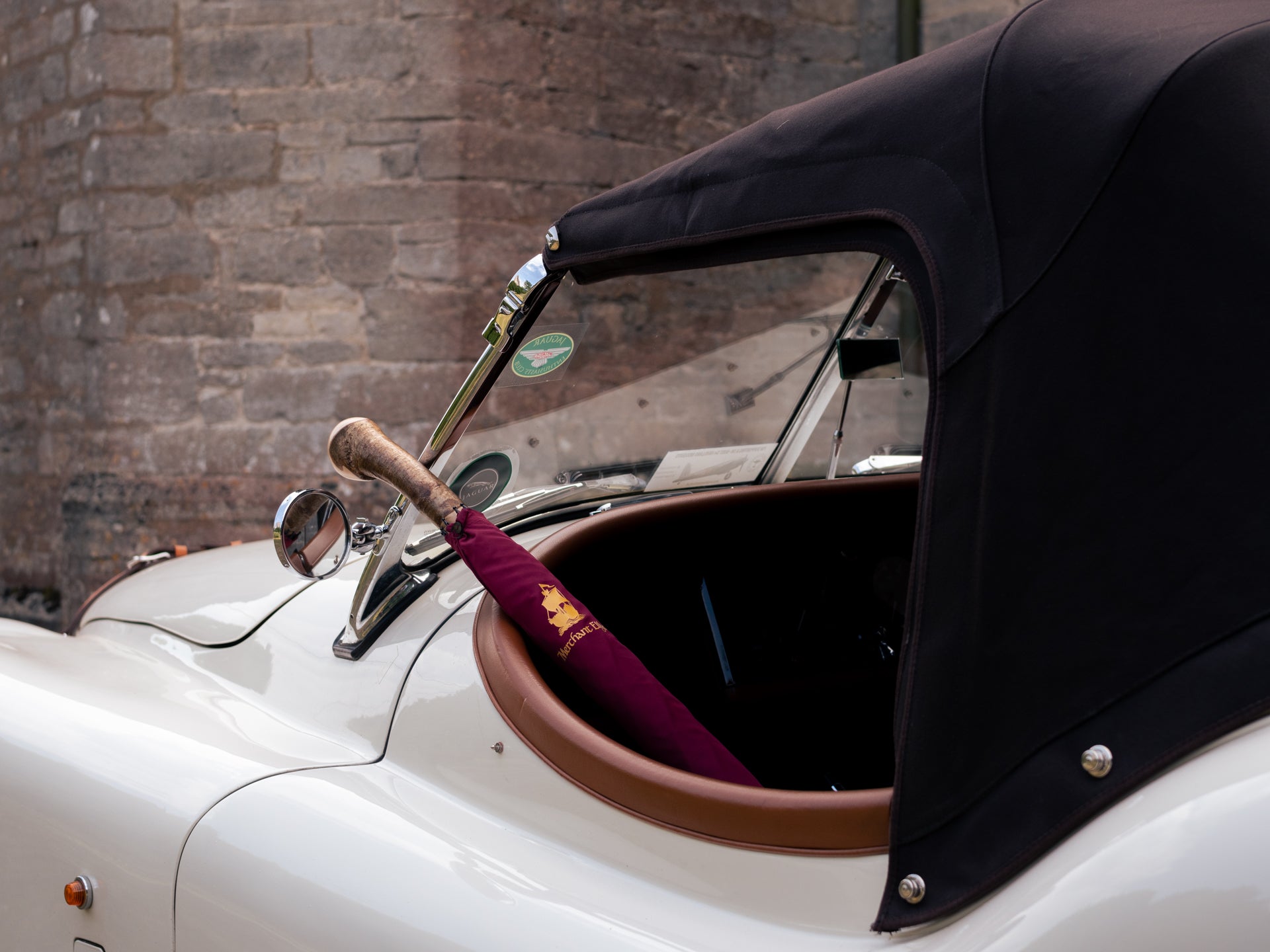 www.foxumbrellas.com - MAKERS OF THE WORLD'S FINEST UMBRELLAS